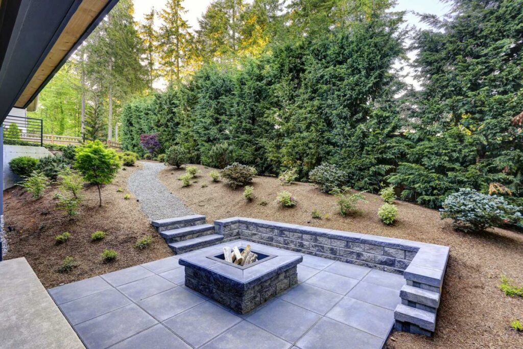 No Limit Sealing - Affordable Driveway Sealing, Interlock Sealing, Garage Ramp Installation, Driveway Extension, Crack Filling, Driveway Painting and Asphalt Maintenance in Vaughan, Richmond Hill, Maple, Markham, Woodbridge, Aurora - Natural Stone Sealing and Restoration of driveways, patios and walkways.