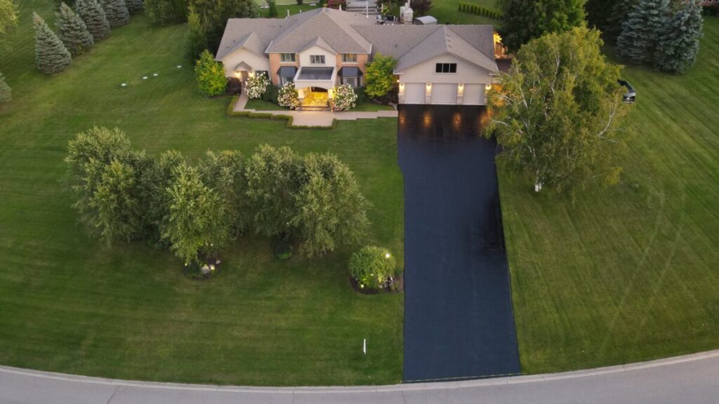 No Limit Sealing - Affordable Driveway Sealing, Interlock Sealing, Garage Ramp Installation, Driveway Extension, Crack Filling, Driveway Painting and Asphalt Maintenance in Vaughan, Richmond Hill, Maple, Markham, Woodbridge, Aurora - The Benefits of Asphalt Driveway Sealing: Long-Lasting Protection and Curb Appeal - Premium Driveway Sealing Service - No Limit Sealing No Limit Sealing - Affordable Driveway Sealing, Interlock Sealing, Garage Ramp Installation, Driveway Extension, Crack Filling, Driveway Painting and Asphalt Maintenance in Vaughan, Richmond Hill, Maple, Markham, Woodbridge, Aurora - The Benefits of Asphalt Driveway Sealing: Long-Lasting Protection and Curb Appeal - Premium Driveway Sealing Service
