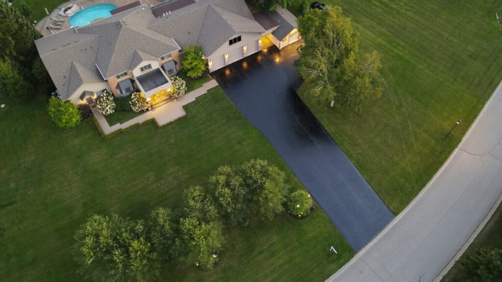 No Limit Sealing - Affordable Driveway Sealing, Interlock Sealing, Garage Ramp Installation, Driveway Extension, Crack Filling, Driveway Painting and Asphalt Maintenance in Vaughan, Richmond Hill, Maple, Markham, Woodbridge, Aurora - The Benefits of Asphalt Driveway Sealing: Long-Lasting Protection and Curb Appeal - Premium Driveway Sealing Service - No Limit Sealing No Limit Sealing - Affordable Driveway Sealing, Interlock Sealing, Garage Ramp Installation, Driveway Extension, Crack Filling, Driveway Painting and Asphalt Maintenance in Vaughan, Richmond Hill, Maple, Markham, Woodbridge, Aurora - The Benefits of Asphalt Driveway Sealing: Long-Lasting Protection and Curb Appeal - Premium Driveway Sealing Service