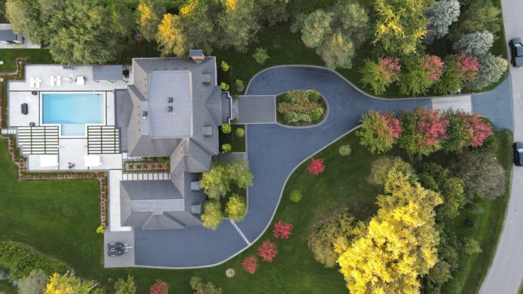 No Limit Sealing - Affordable Driveway Sealing, Interlock Sealing, Garage Ramp Installation, Driveway Extension, Crack Filling, Driveway Painting and Asphalt Maintenance in Vaughan, Richmond Hill, Maple, Markham, Woodbridge, Aurora - The Benefits of Asphalt Driveway Sealing: Long-Lasting Protection and Curb Appeal - Premium Driveway Sealing Service - No Limit Sealing No Limit Sealing - Affordable Driveway Sealing, Interlock Sealing, Garage Ramp Installation, Driveway Extension, Crack Filling, Driveway Painting and Asphalt Maintenance in Vaughan, Richmond Hill, Maple, Markham, Woodbridge, Aurora - The Benefits of Asphalt Driveway Sealing: Long-Lasting Protection and Curb Appeal - Premium Driveway Sealing Service