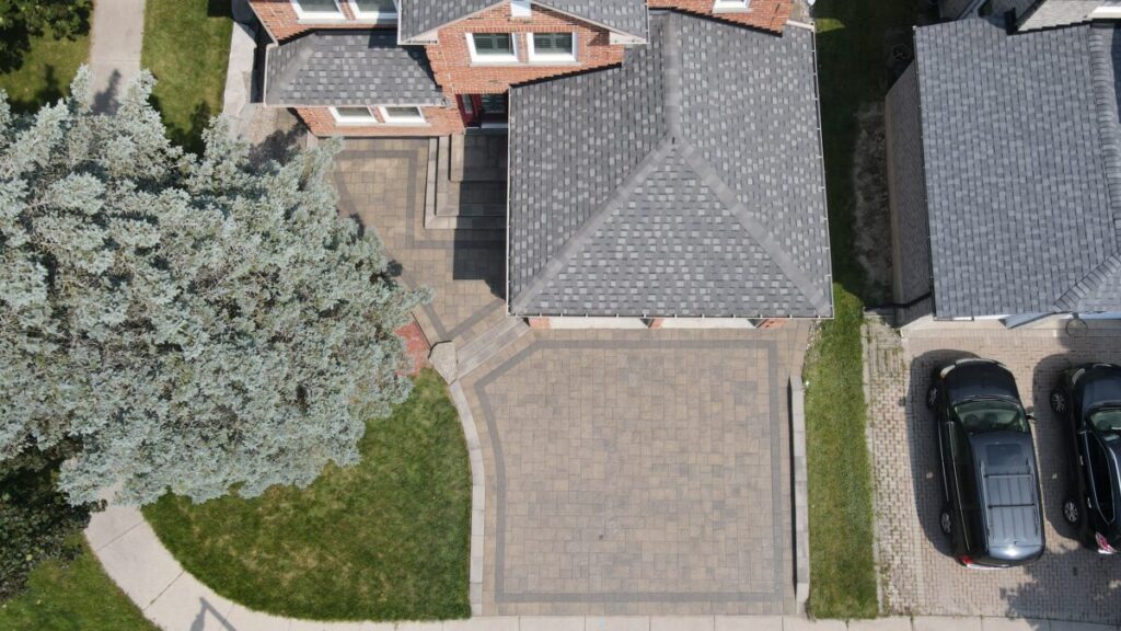 Interlock Driveway Sealing and Repair from No Limit Sealing - Affordable Driveway Sealing, Interlock Sealing, Garage Ramp Installation, Driveway Extension, Crack Filling, Driveway Painting and Asphalt Maintenance in Toronto, Vaughan, Richmond Hill, Maple, Markham, Woodbridge, Aurora, King City, Newmarket and GTA - No Limit Sealing Interlock Driveway Sealing and Repair from No Limit Sealing