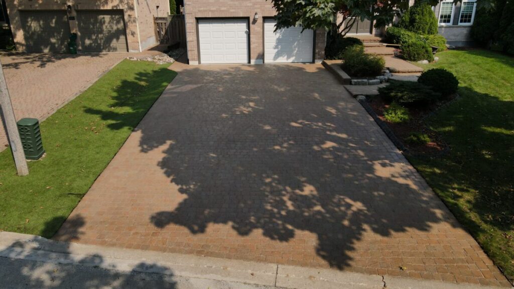 Interlock Driveway Sealing and Repair from No Limit Sealing - Affordable Driveway Sealing, Interlock Sealing, Garage Ramp Installation, Driveway Extension, Crack Filling, Driveway Painting and Asphalt Maintenance in Toronto, Vaughan, Richmond Hill, Maple, Markham, Woodbridge, Aurora, King City, Newmarket and GTA - No Limit Sealing Interlock Driveway Sealing and Repair from No Limit Sealing