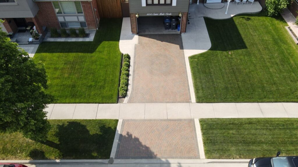 Interlock Driveway Sealing and Repair from No Limit Sealing - Affordable Driveway Sealing, Interlock Sealing, Garage Ramp Installation, Driveway Extension, Crack Filling, Driveway Painting and Asphalt Maintenance in Toronto, Vaughan, Richmond Hill, Maple, Markham, Woodbridge, Aurora, King City, Newmarket and GTA - No Limit Sealing Interlock Driveway Sealing and Repair from No Limit Sealing