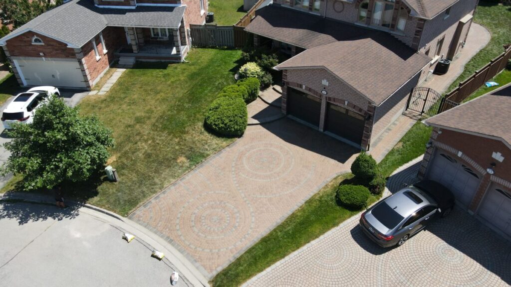 Interlock Driveway Sealing and Repair from No Limit Sealing - Affordable Driveway Sealing, Interlock Sealing, Garage Ramp Installation, Driveway Extension, Crack Filling, Driveway Painting and Asphalt Maintenance in Toronto, Vaughan, Richmond Hill, Maple, Markham, Woodbridge, Aurora, King City, Newmarket and GTA - No Limit Sealing Interlock Driveway Sealing and Repair from No Limit Sealing