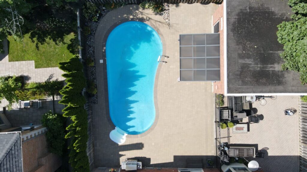 Interlock Driveway Sealing and Repair from No Limit Sealing - Affordable Driveway Sealing, Interlock Sealing, Garage Ramp Installation, Driveway Extension, Crack Filling, Driveway Painting and Asphalt Maintenance in Toronto, Vaughan, Richmond Hill, Maple, Markham, Woodbridge, Aurora, King City, Newmarket and GTA - No Limit Sealing Interlock Driveway Sealing and Repair from No Limit Sealing