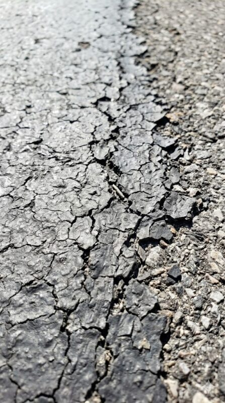 How Often To Seal Your Driveways - No Limit Sealing - Affordable Driveway Sealing, Interlock Sealing, Garage Ramp Installation, Driveway Extension, Crack Filling, Driveway Painting, Pressure washing, and Asphalt Maintenance in Vaughan, Richmond Hill, Maple, Markham, Woodbridge, Aurora - pothole repair and driveways maintenance